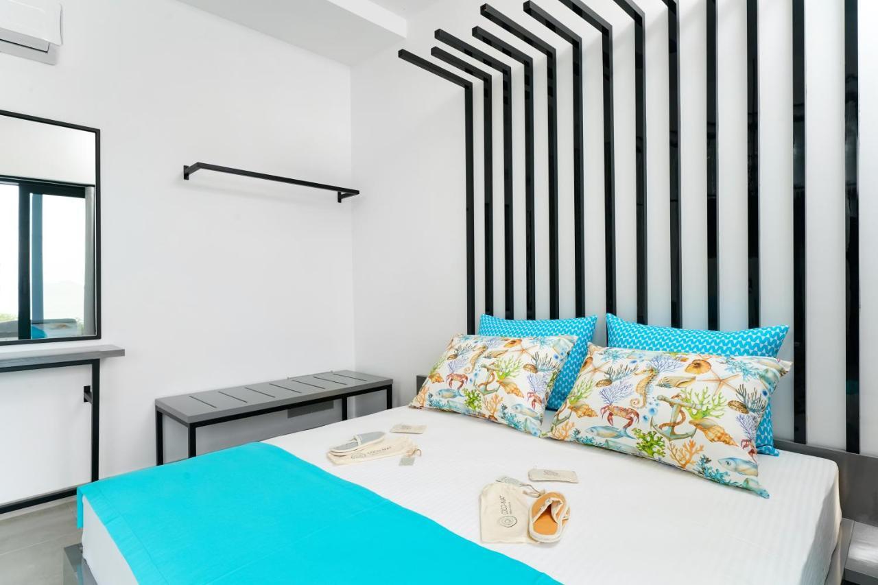 Mythodea Prive Luxury Suites Chrysi Ammoudia Exterior foto