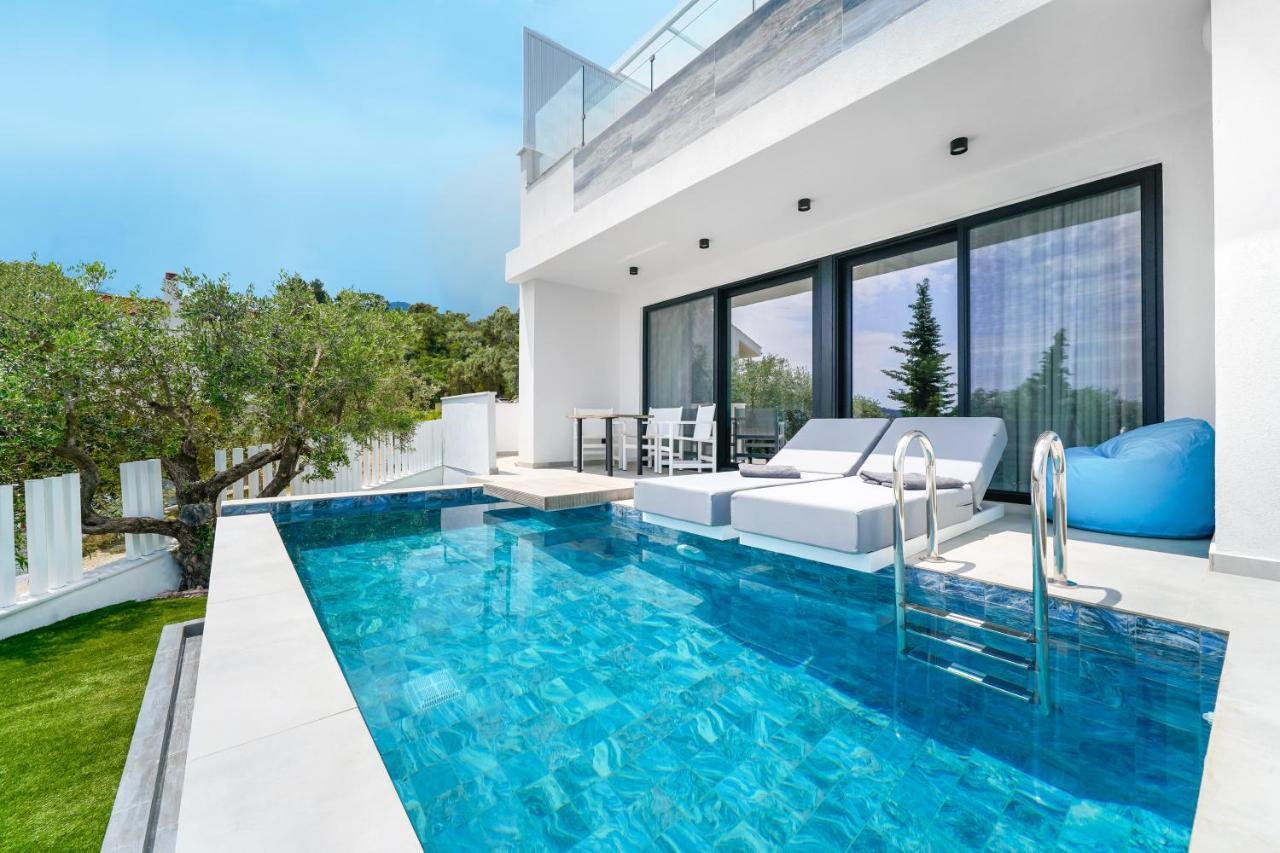 Mythodea Prive Luxury Suites Chrysi Ammoudia Exterior foto
