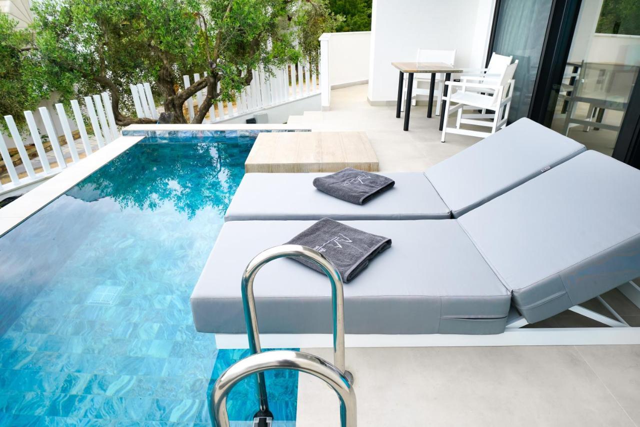 Mythodea Prive Luxury Suites Chrysi Ammoudia Exterior foto