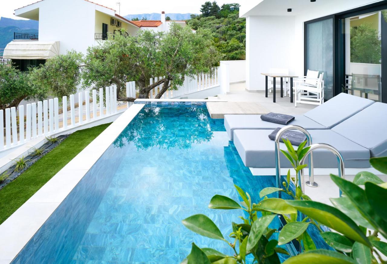 Mythodea Prive Luxury Suites Chrysi Ammoudia Exterior foto
