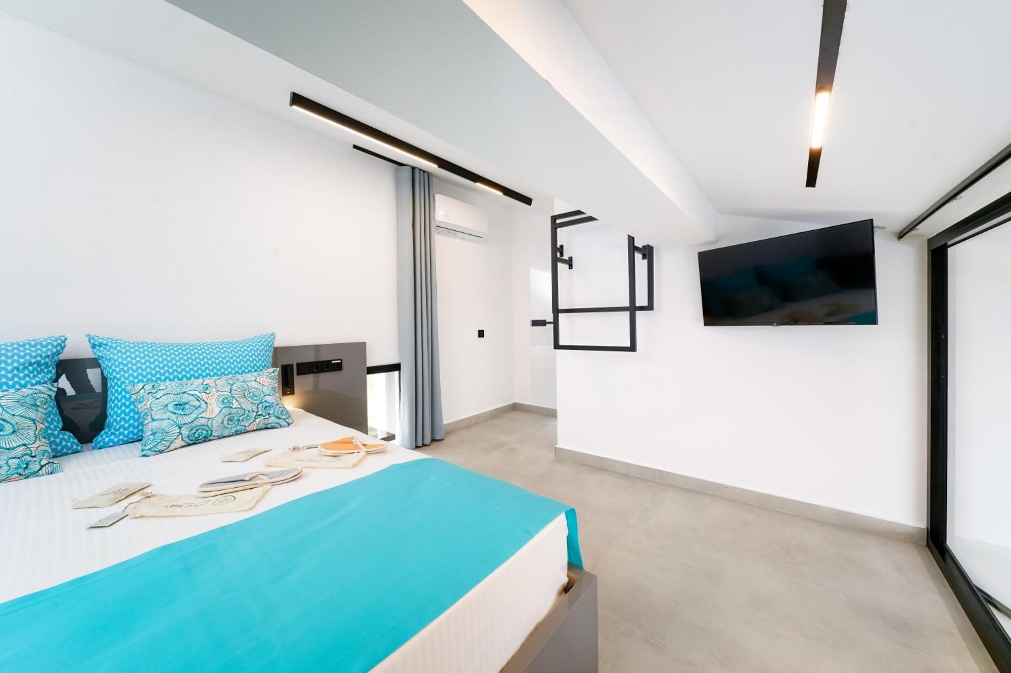 Mythodea Prive Luxury Suites Chrysi Ammoudia Exterior foto